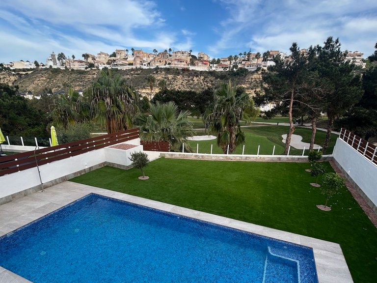 Villa for Sale in Ciudad Quesada, Alicante 2