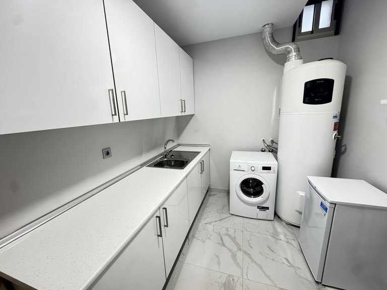 Villa for Sale in Villamartin, Alicante 23