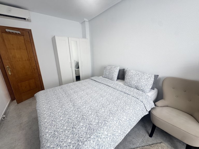 Villa for Sale in Villamartin, Alicante 23