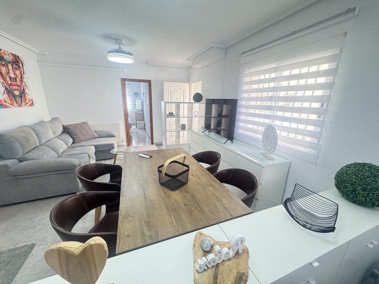 Villa for Sale in Villamartin, Alicante 32