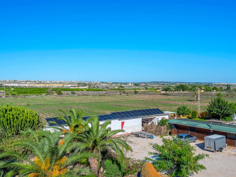 Country House for Sale in Los Montesinos, Alicante 46