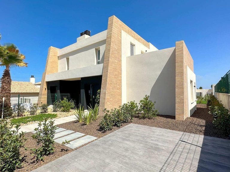 Villa for Sale in Algorfa, Alicante 45