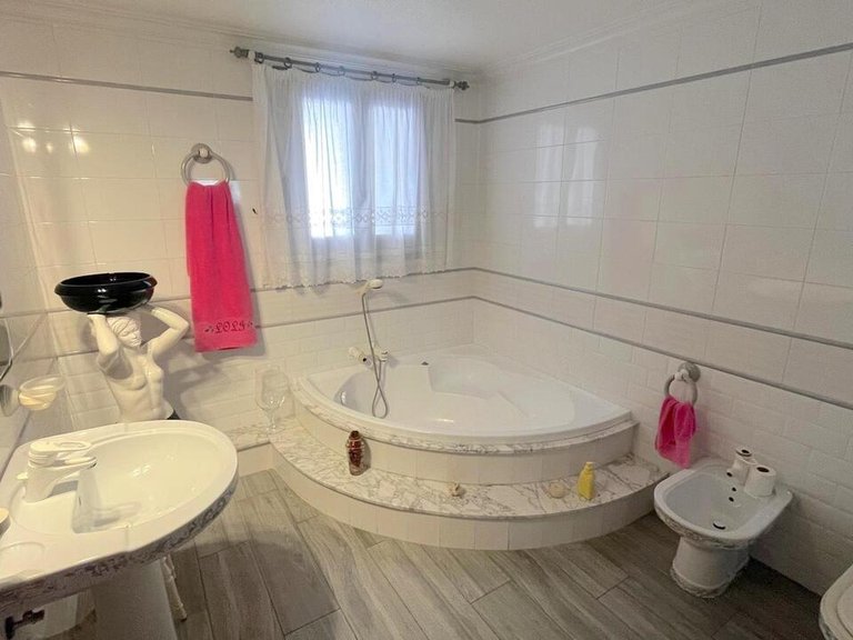 Town House for Sale in Formentera Del Segura, Alicante 28