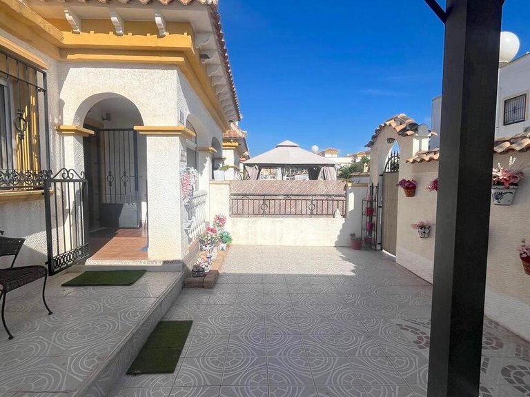 Town House for Sale in Torrevieja, Alicante 5