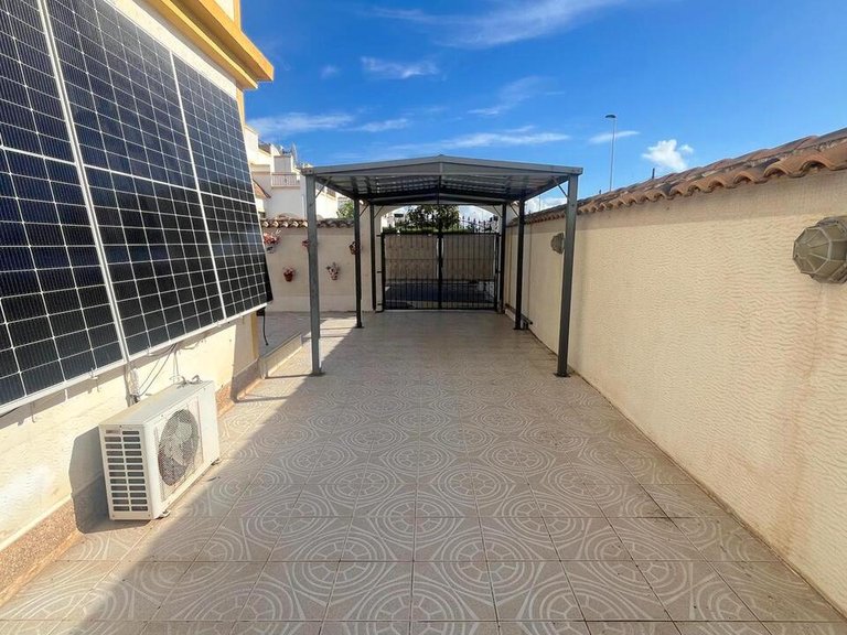 Town House for Sale in Torrevieja, Alicante 8