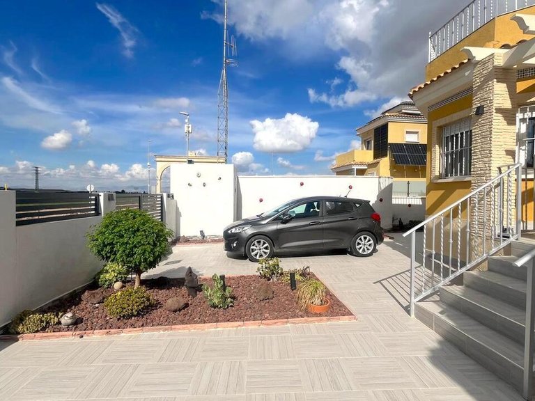 Villa for Sale in Algorfa, Alicante 7