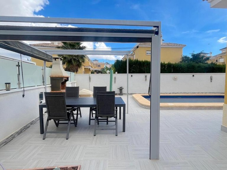 Villa for Sale in Algorfa, Alicante 10