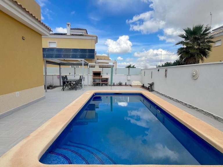 Villa for Sale in Algorfa, Alicante 13