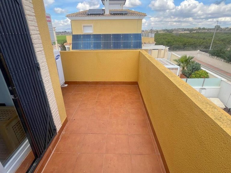 Villa for Sale in Algorfa, Alicante 36