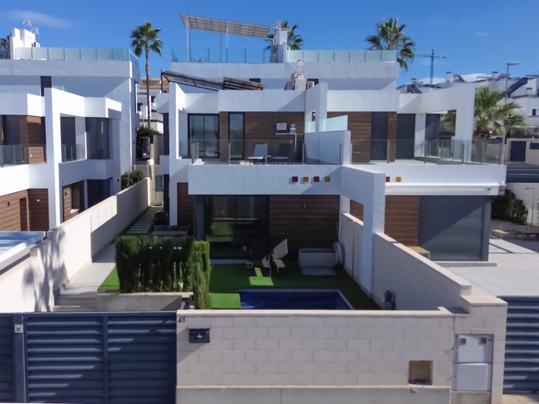 Villa for Sale in Benijofar, Alicante 35