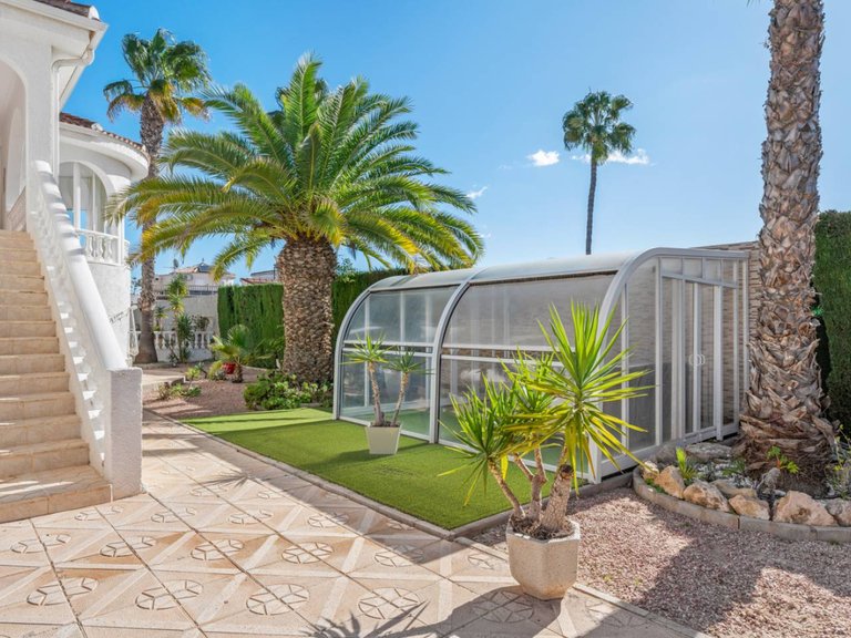 Villa for Sale in Ciudad Quesada, Alicante 32