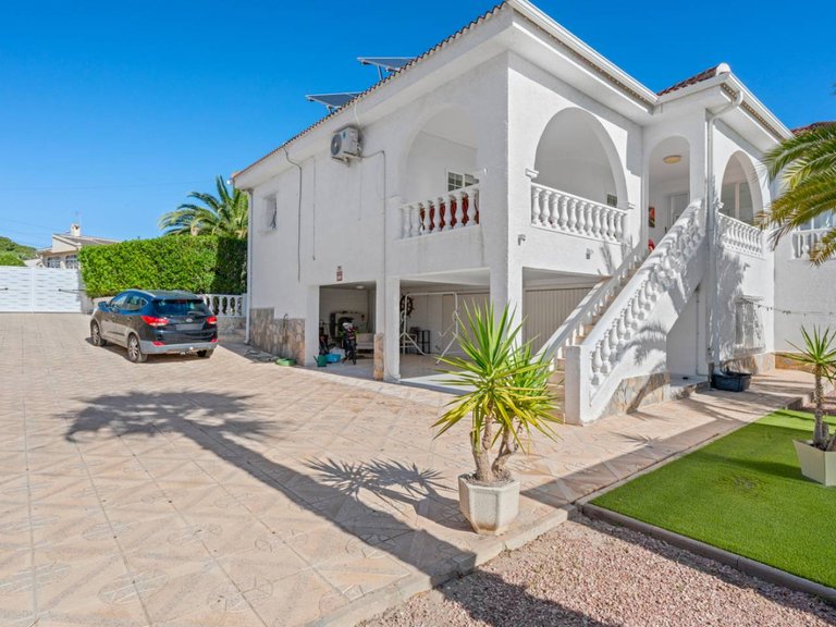 Villa for Sale in Ciudad Quesada, Alicante 38