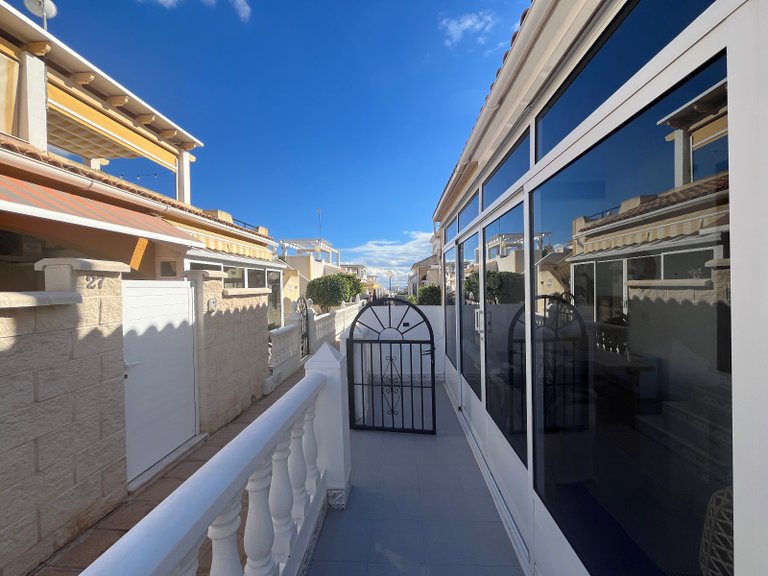 Town House for Sale in Punta Prima, Alicante 43
