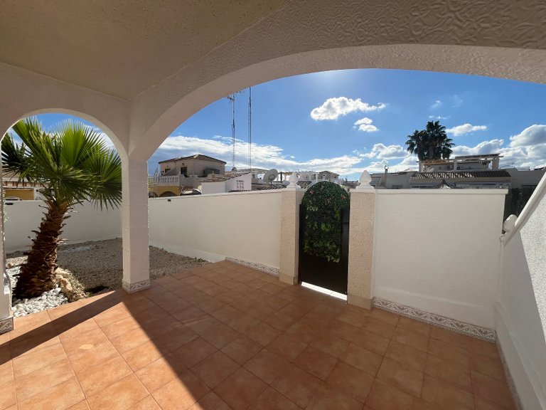 Town House for Sale in Punta Prima, Alicante 14