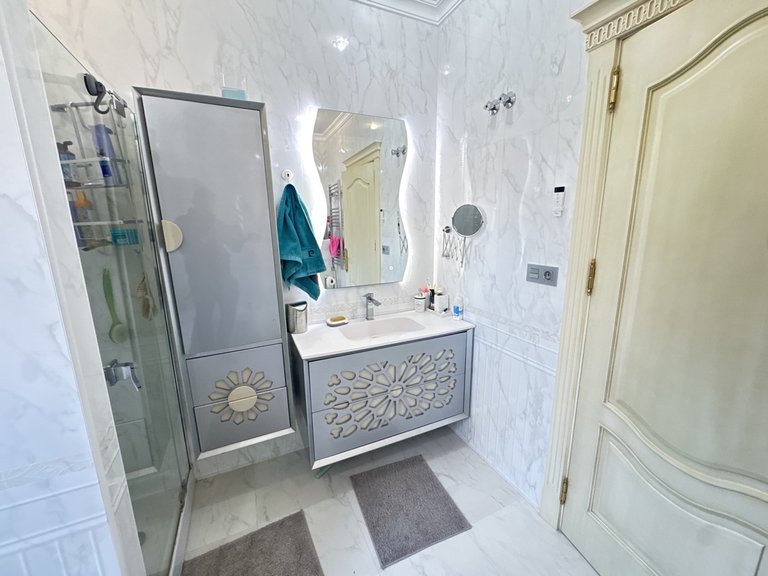 Villa for Sale in Cabo Roig, Alicante 12