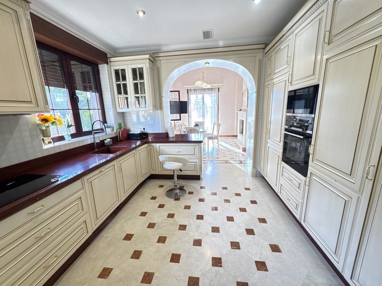 Villa for Sale in Cabo Roig, Alicante 19