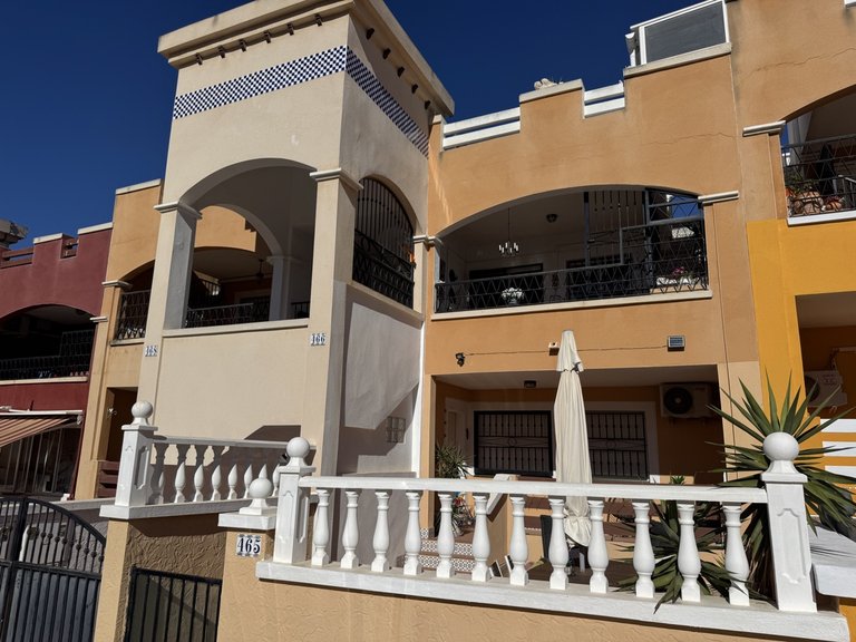 Apartment for Sale in Los Altos, Alicante 1