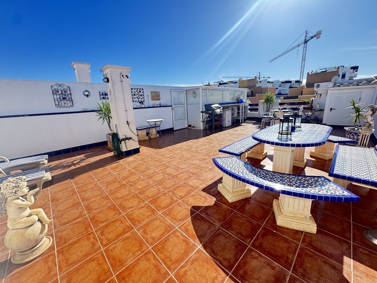 Apartment for Sale in Los Altos, Alicante 2