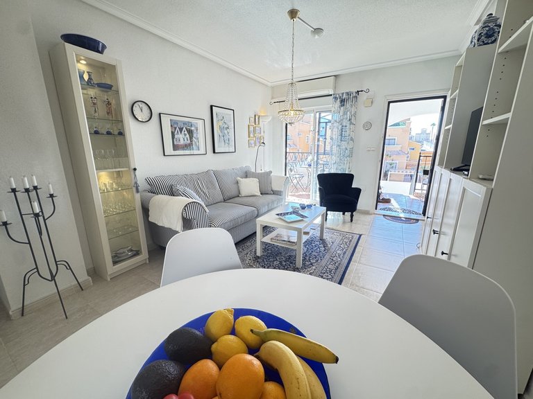 Apartment for Sale in Los Altos, Alicante 9