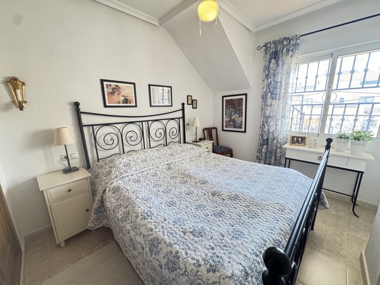 Apartment for Sale in Los Altos, Alicante 10