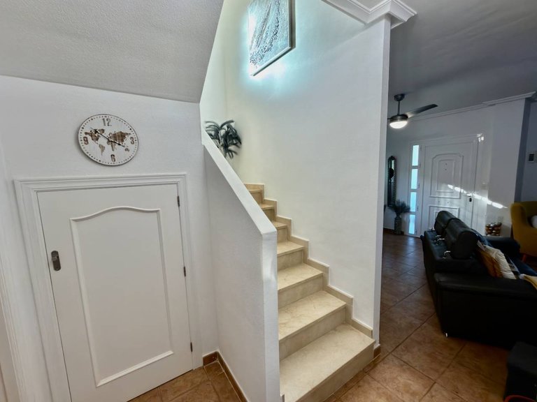 Villa for Sale in Guardamar Del Segura, Alicante 11