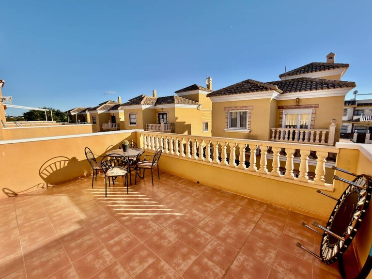 Villa for Sale in Guardamar Del Segura, Alicante 20