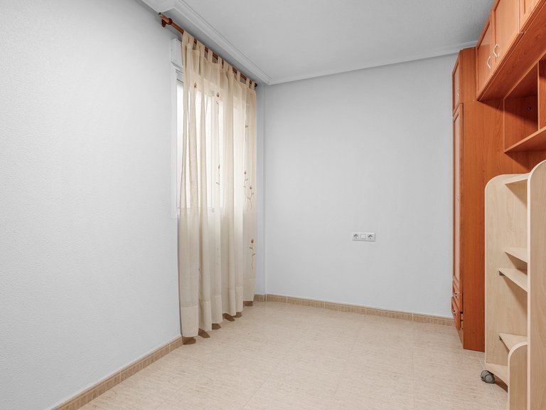 Apartment for Sale in Torrevieja, Alicante 12