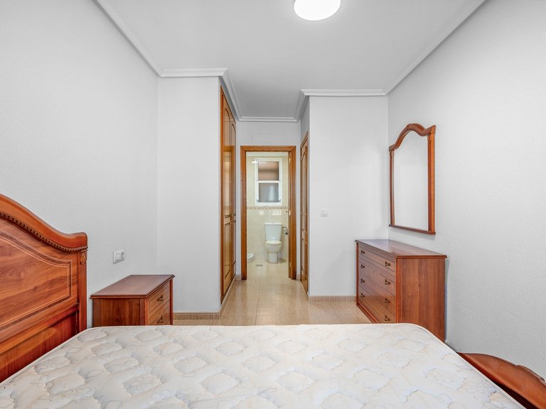 Apartment for Sale in Torrevieja, Alicante 17