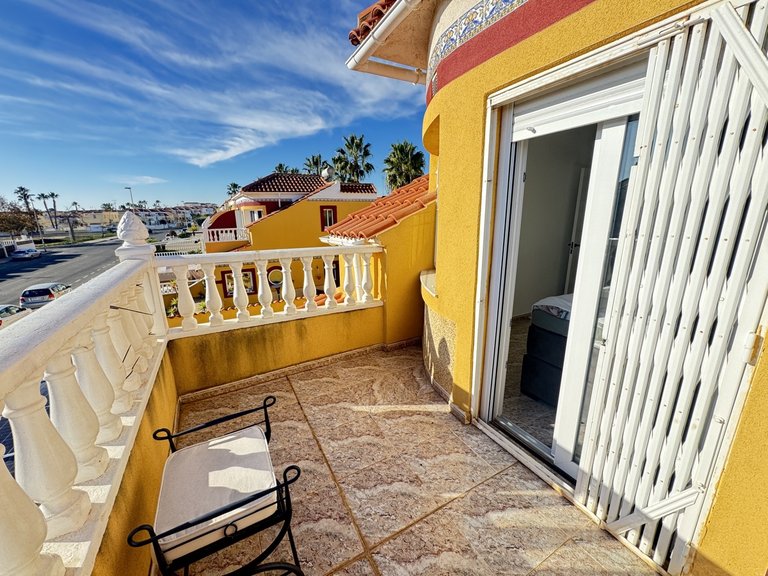 Town House for Sale in Cabo Roig, Alicante 18