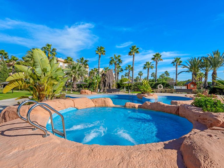 Apartment for Sale in Cabo Roig, Alicante 25