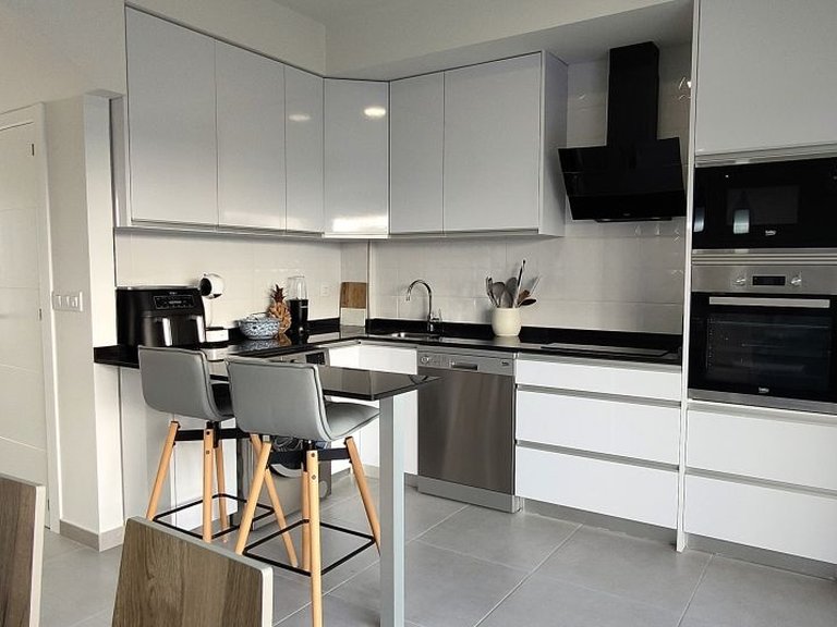 Villa for Sale in Los Alcazares, Murcia 12