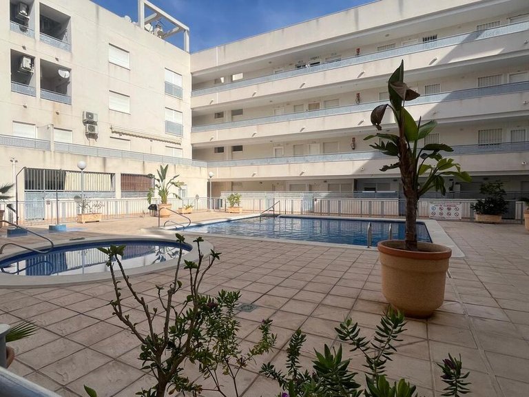 Apartment for Sale in Almoradi, Alicante 25