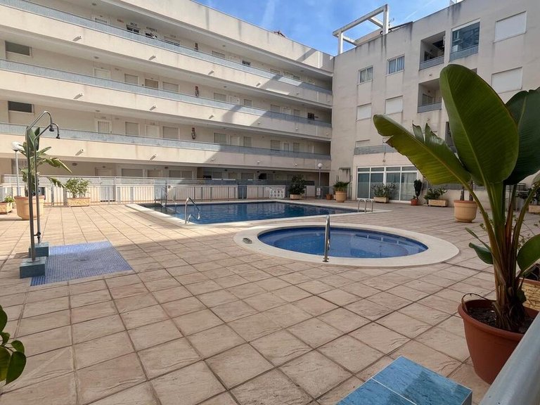 Apartment for Sale in Almoradi, Alicante 27
