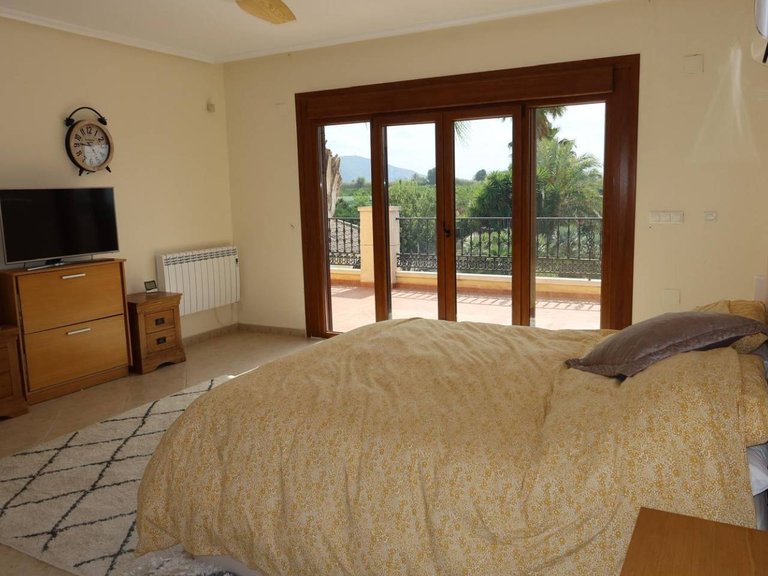 Villa for Sale in Orihuela, Alicante 13