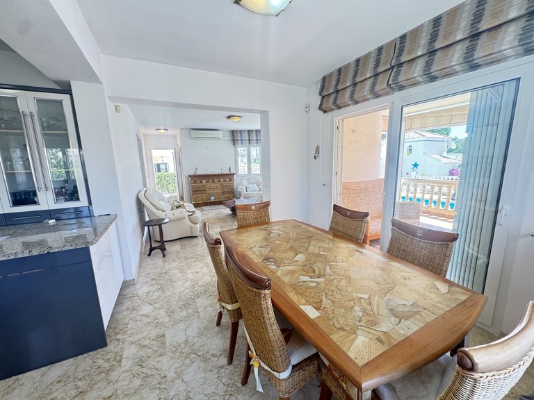 Villa for Sale in Las Ramblas, Alicante 6