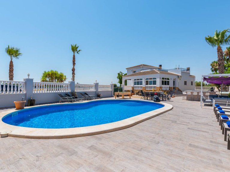 Country House for Sale in Catral, Alicante 1