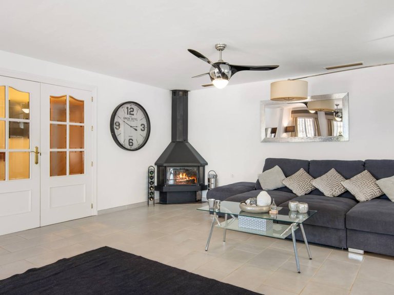 Country House for Sale in Catral, Alicante 5