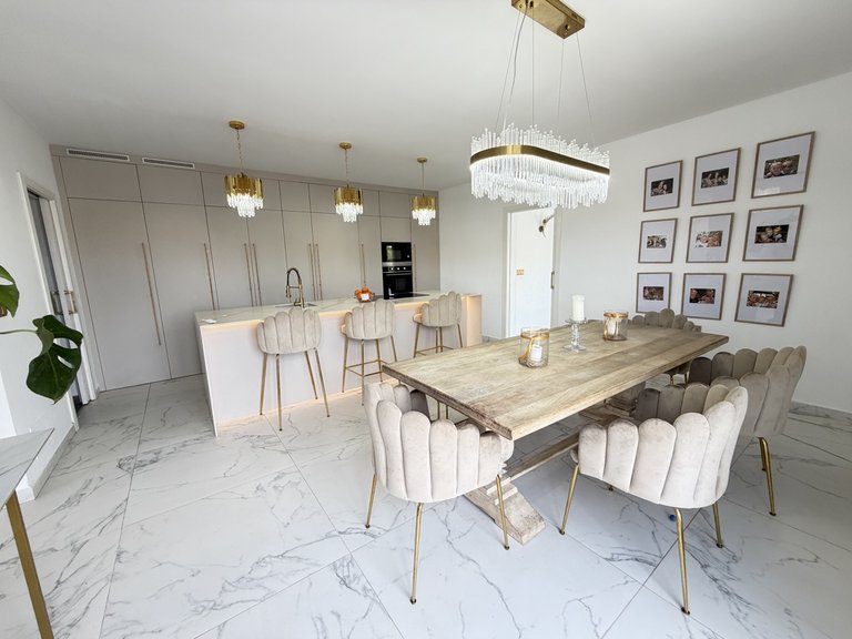 Villa for Sale in Villamartin, Alicante 4