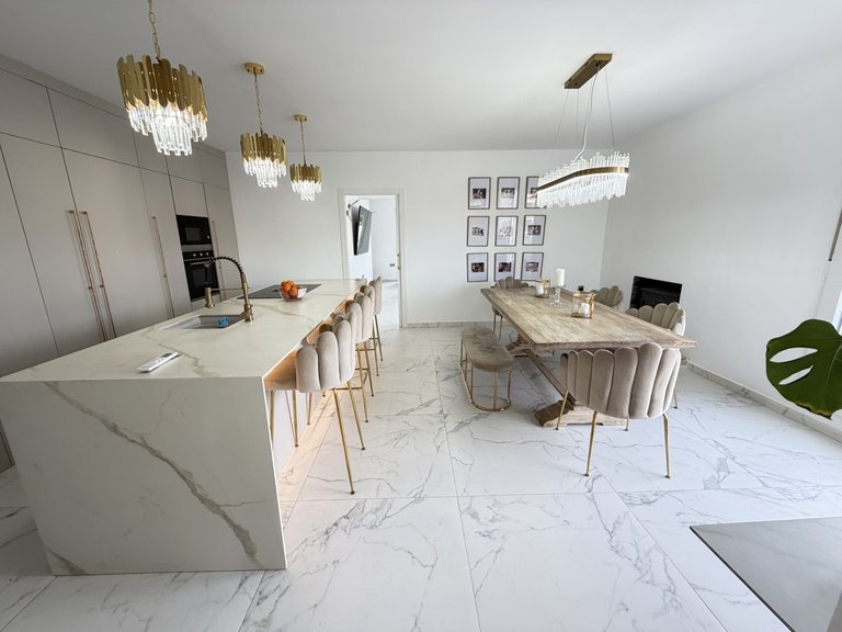 Villa for Sale in Villamartin, Alicante 6