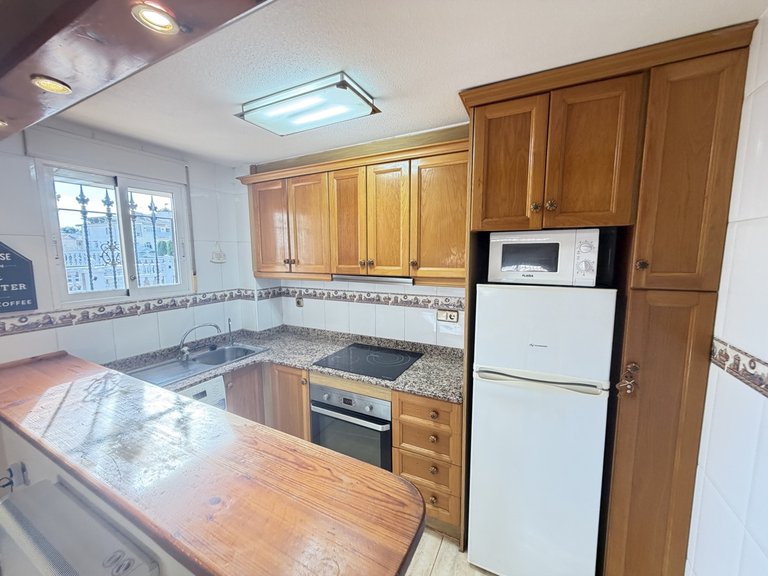 Town House for Sale in Villamartin, Alicante 7