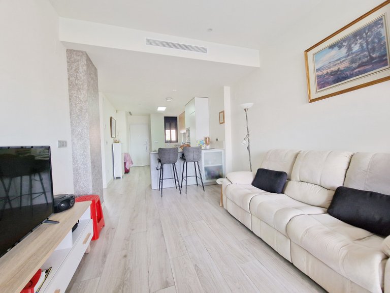 Apartment for Sale in Guardamar Del Segura, Alicante 4