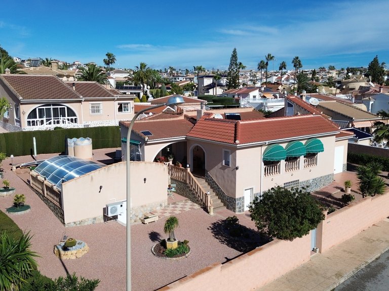 Villa for Sale in Ciudad Quesada, Alicante 1