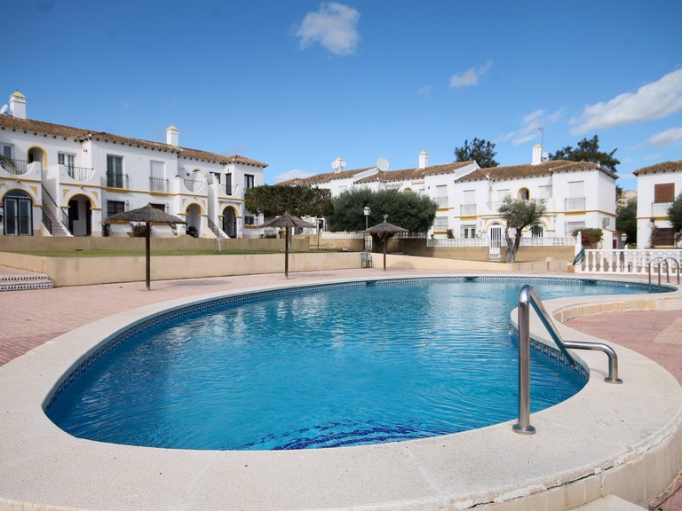 Apartment for Sale in Villamartin, Alicante 2