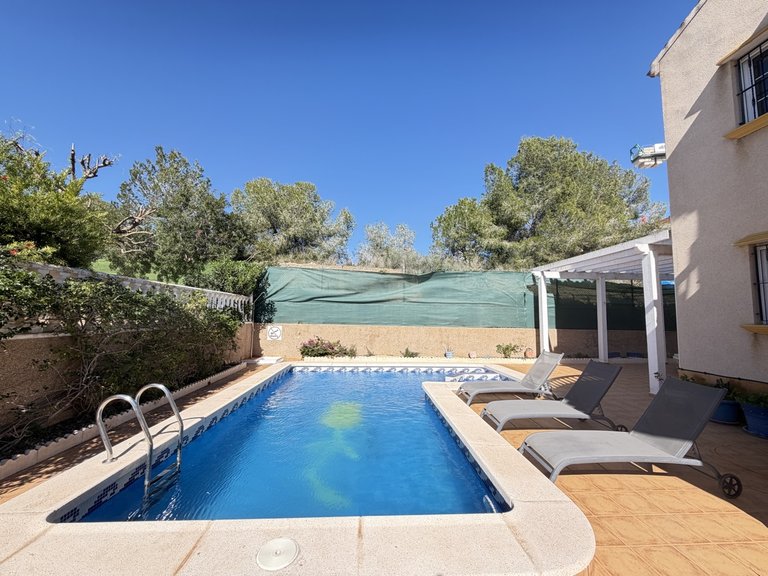 Villa for Sale in Villamartin, Alicante 4
