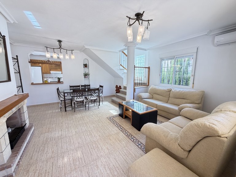 Villa for Sale in Villamartin, Alicante 9