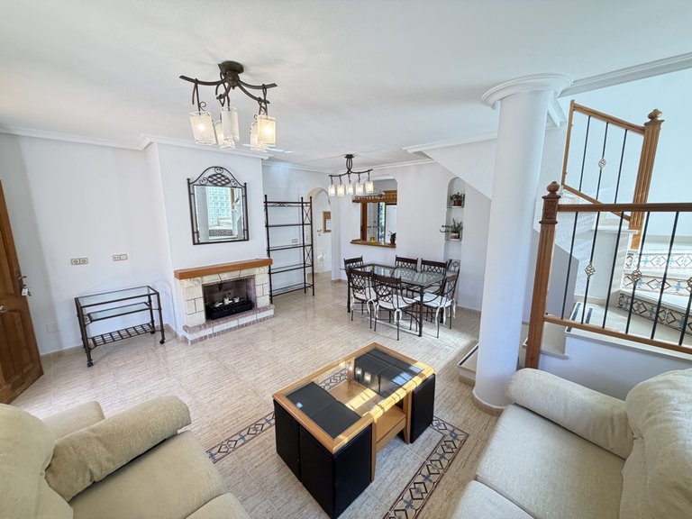 Villa for Sale in Villamartin, Alicante 11
