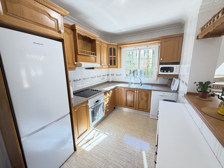 Villa for Sale in Villamartin, Alicante 15