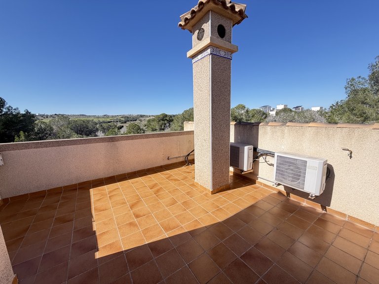 Villa for Sale in Villamartin, Alicante 30