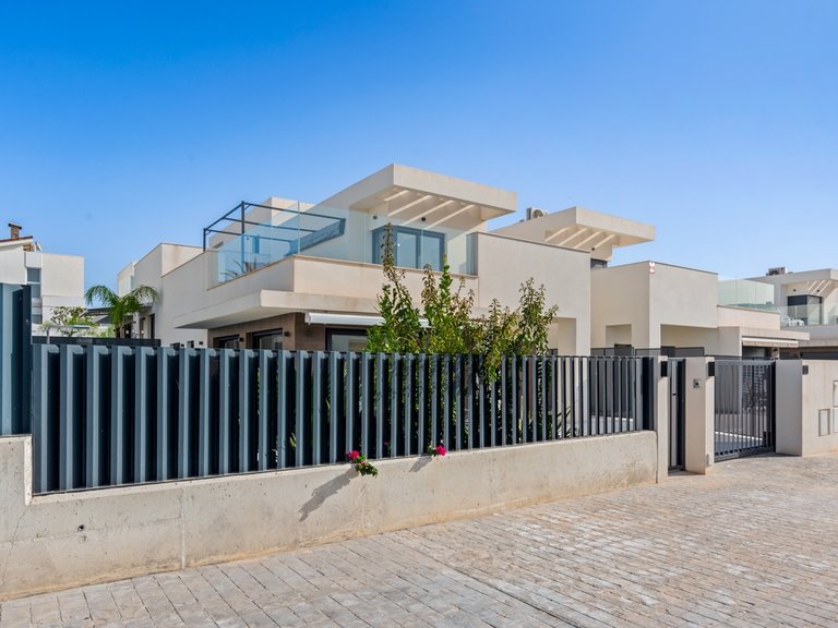 Villa for Sale in San Fulgencio, Alicante 33