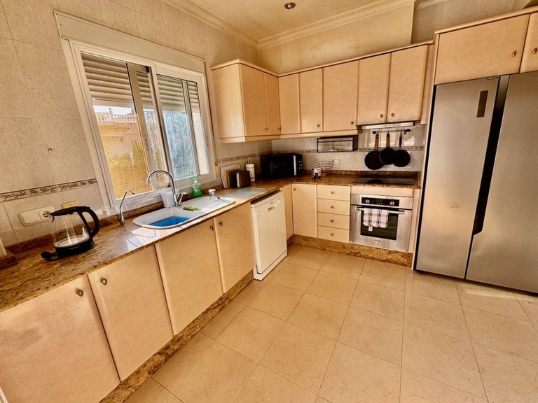 Villa for Sale in Benferri, Alicante 4